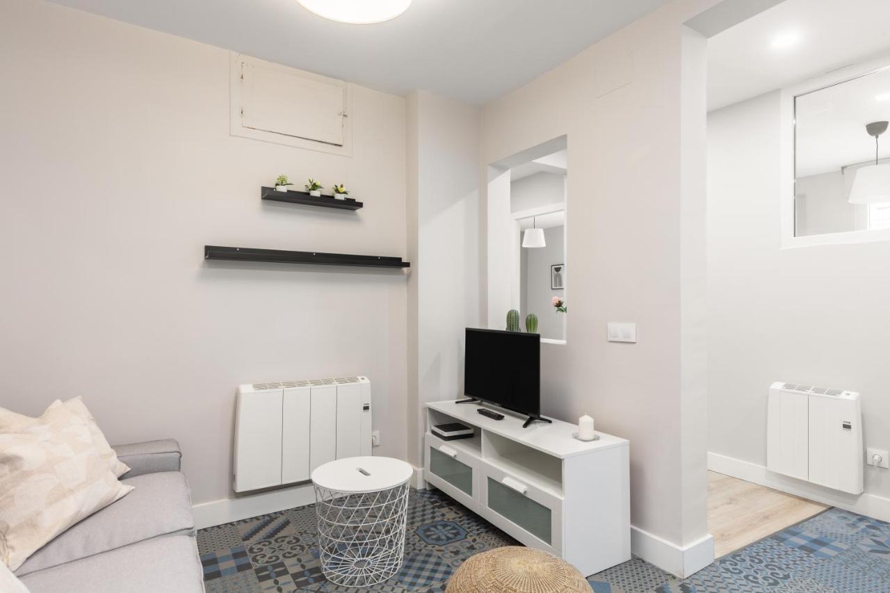 2 Bedrooms 1 Bathroom Furnished - Las Letras - Bright - Mintystay Madrid Exterior foto