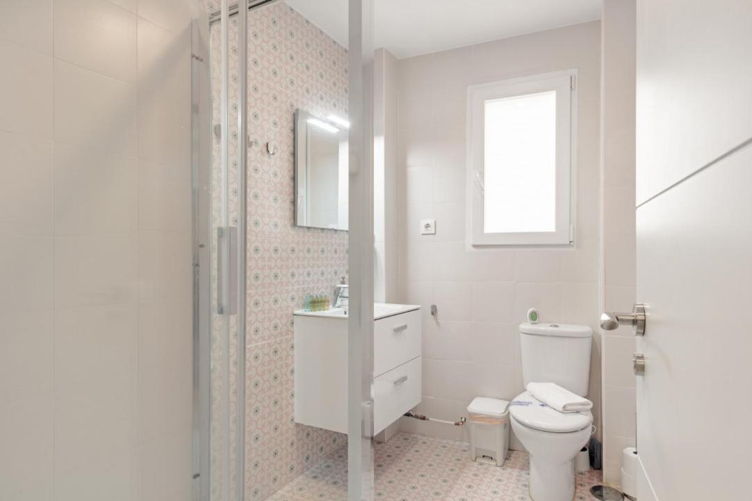 2 Bedrooms 1 Bathroom Furnished - Las Letras - Bright - Mintystay Madrid Exterior foto