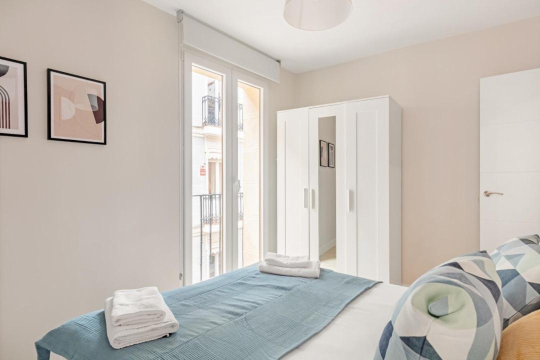2 Bedrooms 1 Bathroom Furnished - Las Letras - Bright - Mintystay Madrid Exterior foto