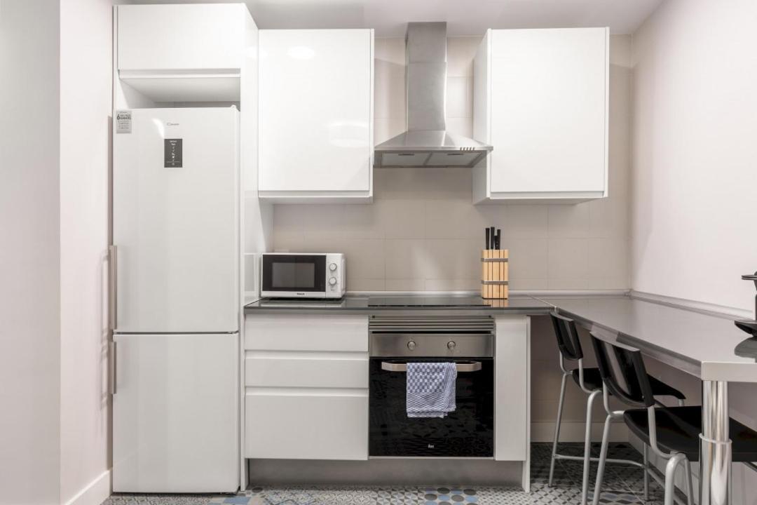 2 Bedrooms 1 Bathroom Furnished - Las Letras - Bright - Mintystay Madrid Exterior foto
